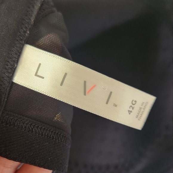 Lane Bryant LIVI High-Impact Wicking Wireless Sports Bra Black Size 42G Active - Picture 6 of 7